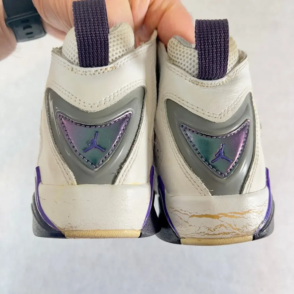 Sneaker Nike Air Jordan True Flight 2008 Youth 6 White Grey Purple #342774-151